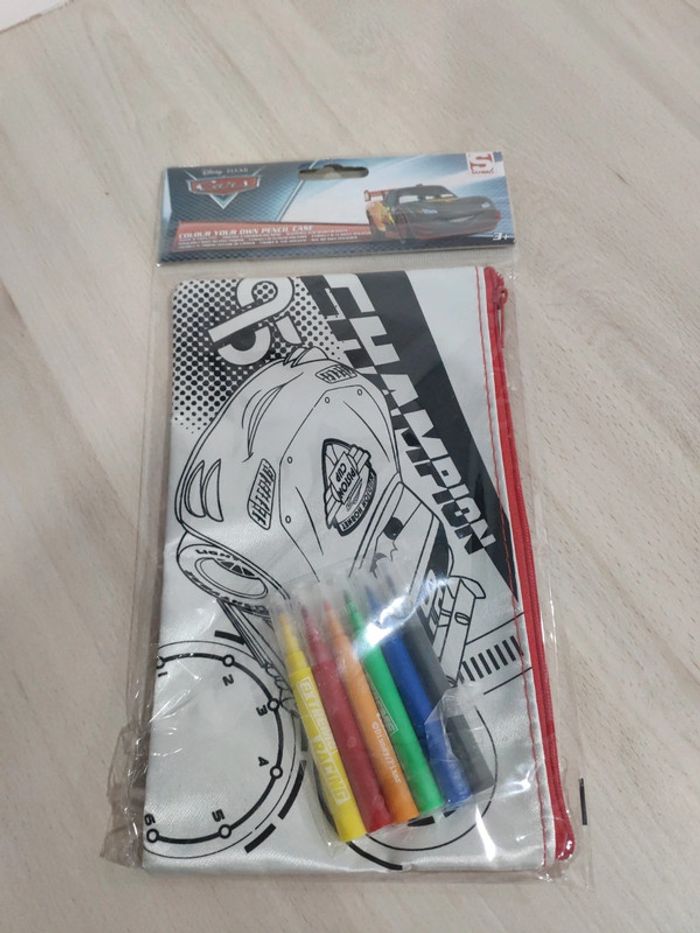 Trousse cars neuve à colorier soi même