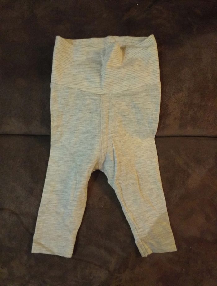 Lot de 2 leggins dont 1 Petit bateau - photo numéro 2