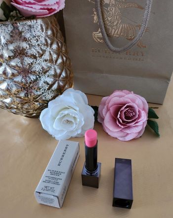 Rouge à lèvres brillant hydratant burberry