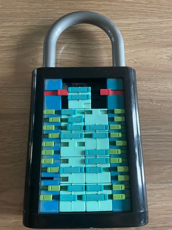 Lockout puzzle