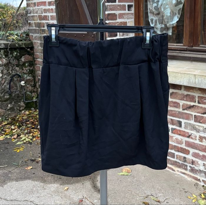 🖤 Jupe noire à nœud taille haute – Miss Loona – Taille unique - photo numéro 3