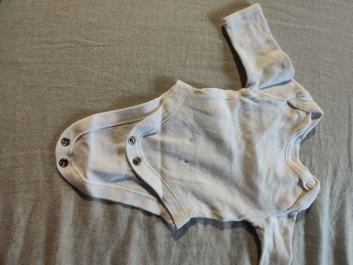 Body - photo numéro 2