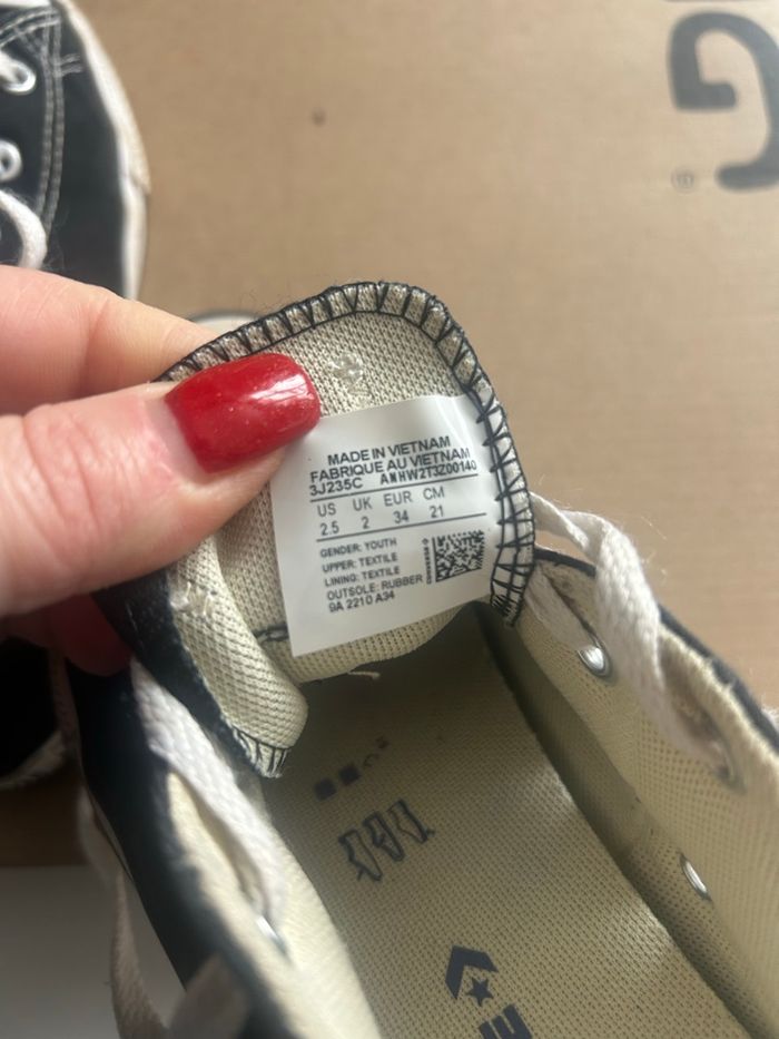 Paire de converse noir P34 - photo numéro 9