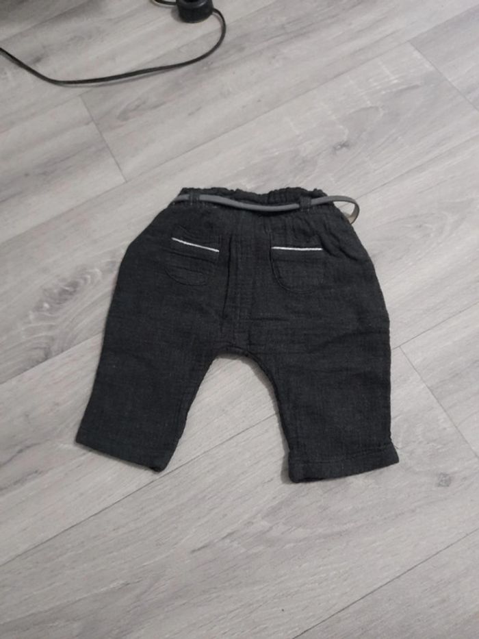 Pantalon chaud et habillé 3 mois - photo numéro 3