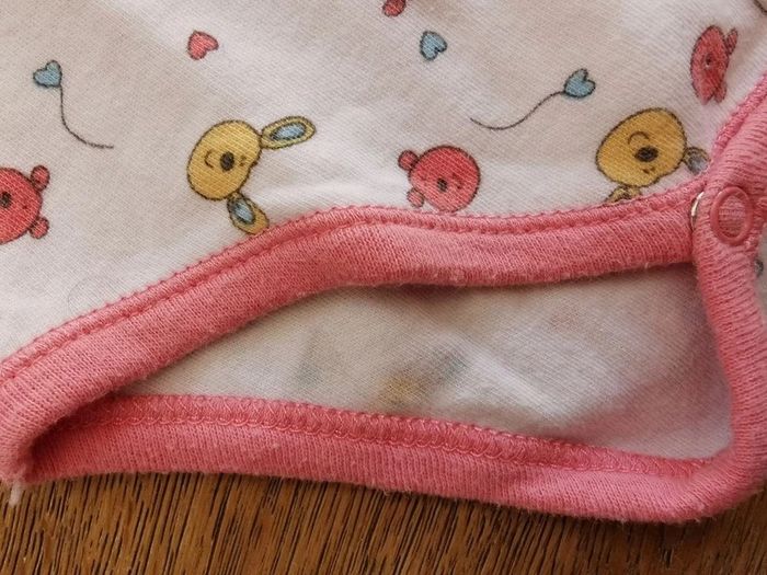 Lot bodies MC 6 mois - photo numéro 6