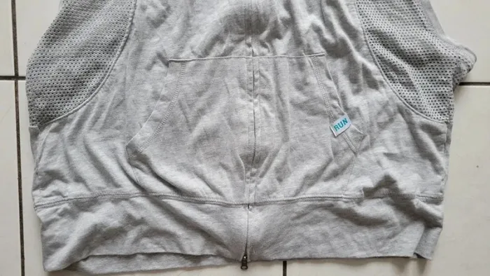 gilet de sport 46/48 - photo numéro 4
