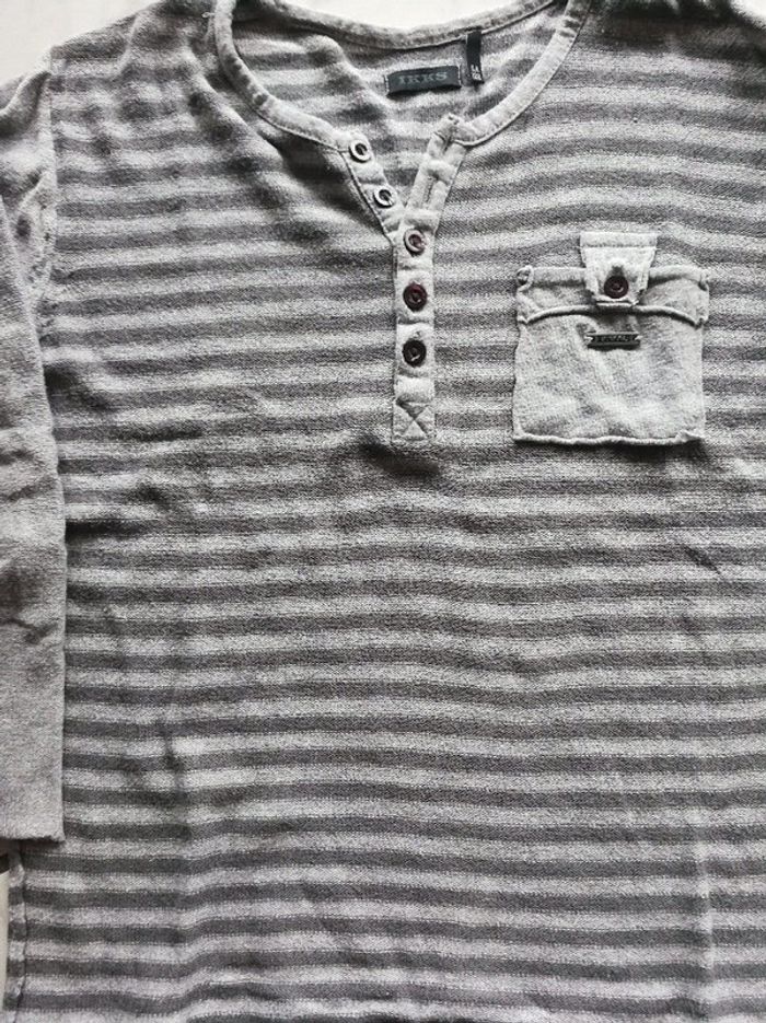 Pull et t shirt - photo numéro 2