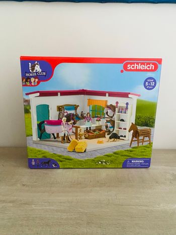 schleich 42568 boutique horse club boutique d’équitation - jamais ouvert - en parfait état
