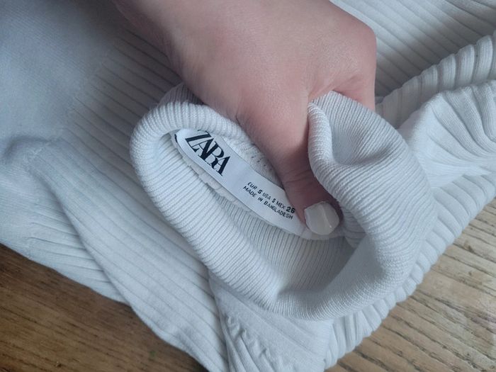 Haut col roulé zara - photo numéro 2