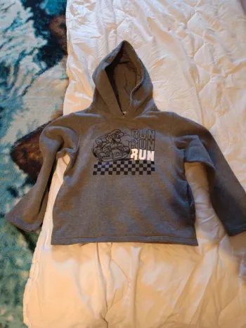 Pull garçon Mario 8 ans