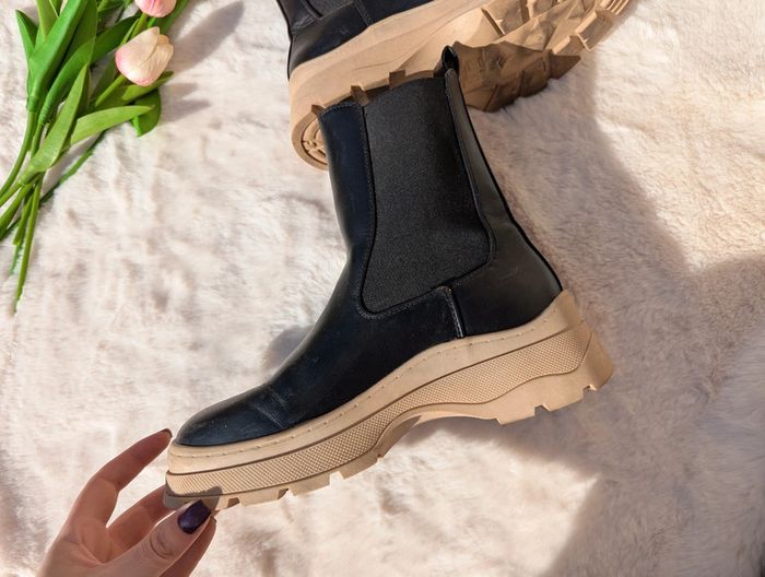 Chaussures en très bon état - photo numéro 3