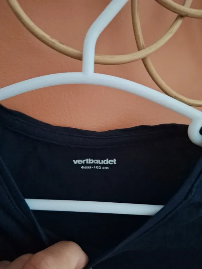 Tshirr vertbaudet 4 ans - photo numéro 2