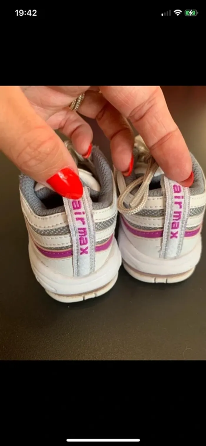 Basket Nike air max taille 19,5 - photo numéro 4