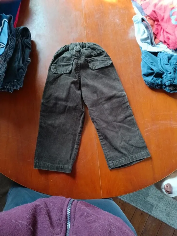 Enfant 212- Pantalon 24 mois, boutchou - photo numéro 3