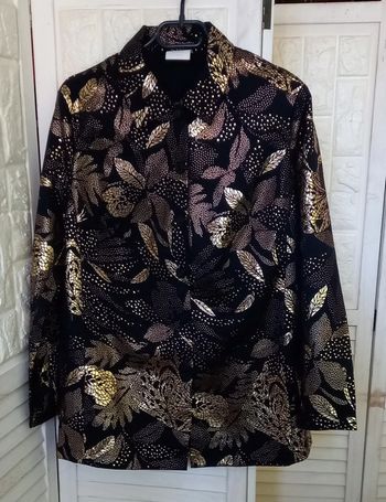 Chemise pour événements  femme noir et doré   - fleurs et feuilles- Taille : 46