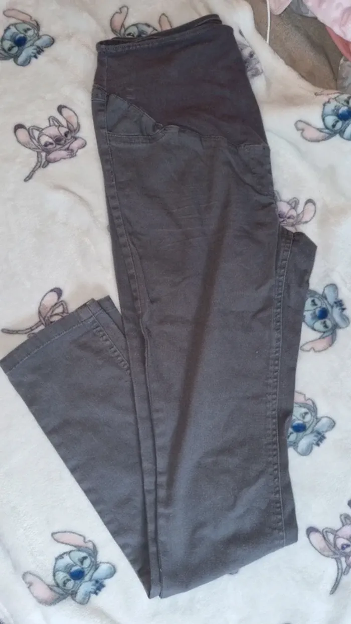 Lot pantalon de grossesse taille 36 en bon état - photo numéro 11