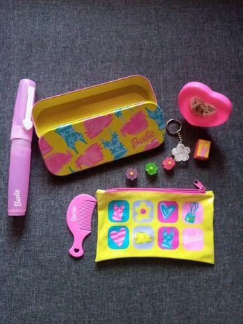 Lot Barbie