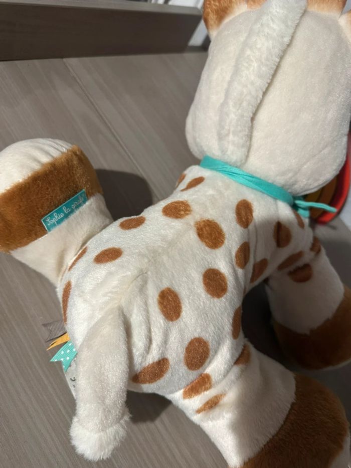 Peluche Sophie la girafe 35 cm - photo numéro 3
