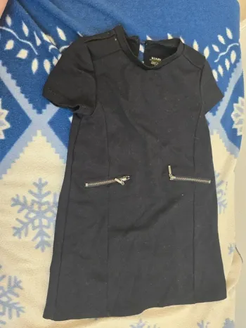 Adorable robe noire Kiabi, en très bon état