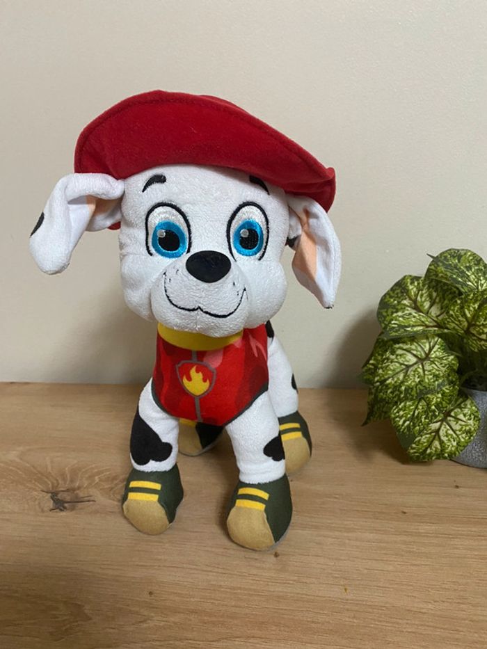Doudou peluche chien Marcus pat patrouille paw patrols