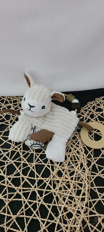 Muchachos le Lama Hochet d'activités de Les Déglingos