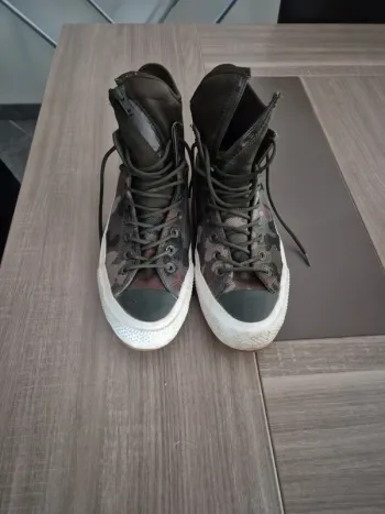 Converse militaire