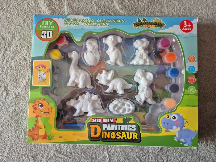 Dino à peindre