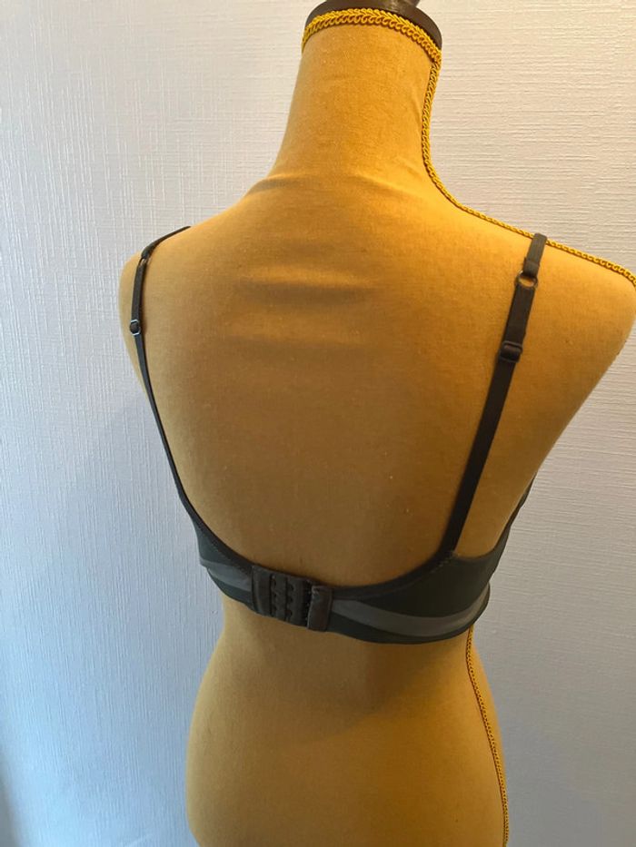 Soutien gorge de sport - photo numéro 5