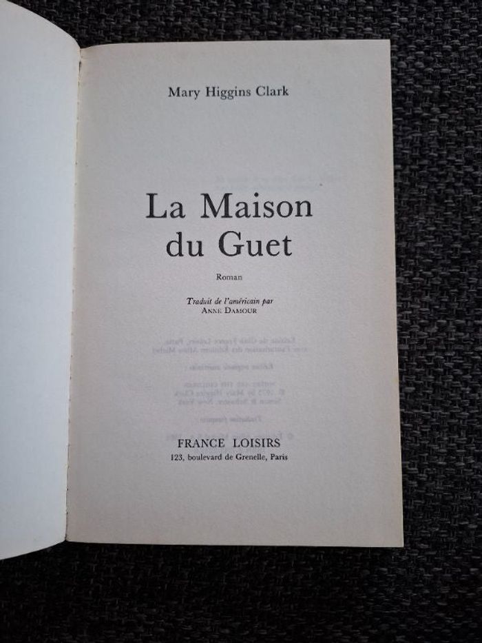 Thriller de Mary Higgins Clark La maison du guet en bon état