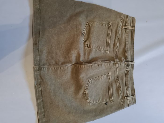 Jupe kaki - photo numéro 2