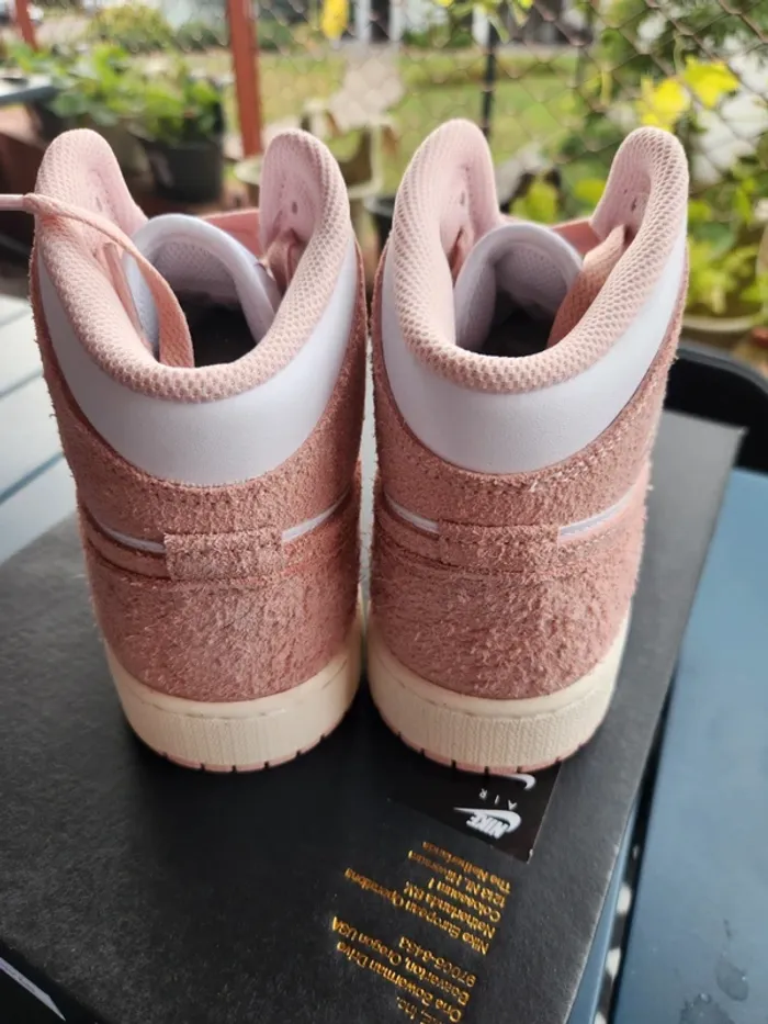 Air jordan 1 mid blanc rose Taille 40 femme neuves - photo numéro 5