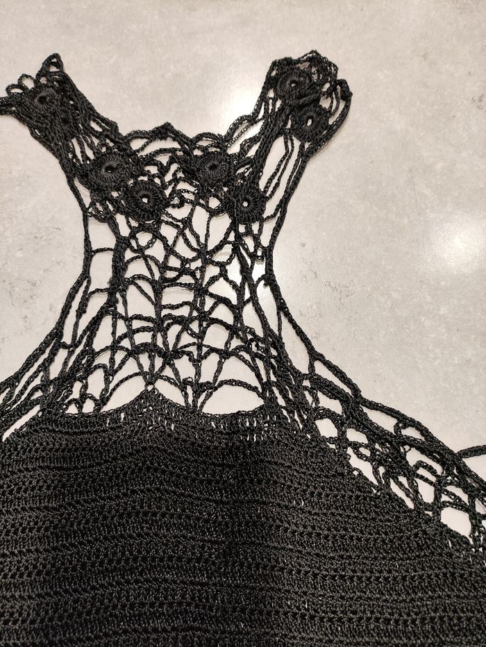 Haut noir débardeur crocheté 3 Suisses – Taille 36 - photo numéro 3