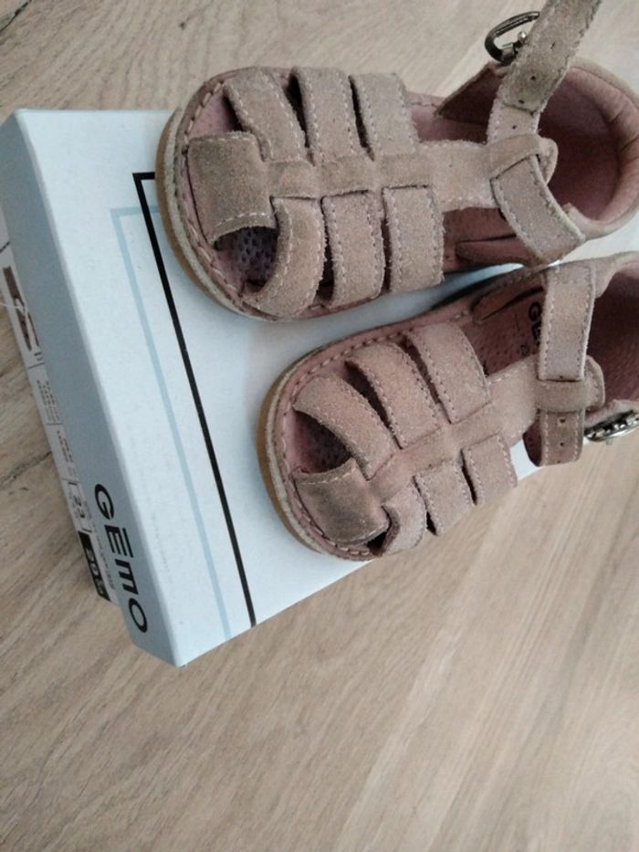 Sandale rose daim taille 23 - photo numéro 3
