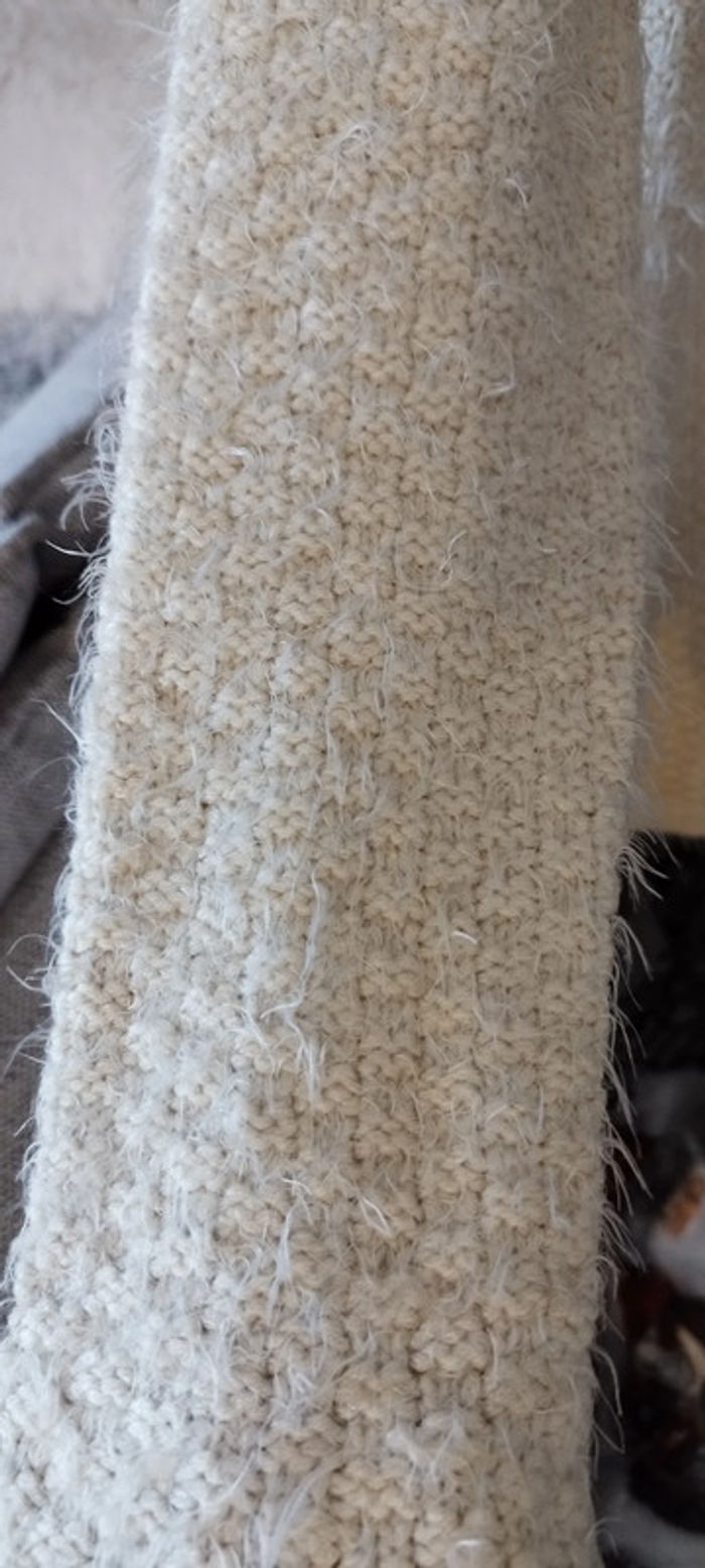 Pull avec fermeture éclair Peace N' Love. Très bon état - photo numéro 7