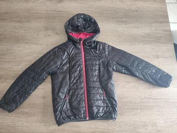 Doudoune fine Decathlon 10 ans noire et rose