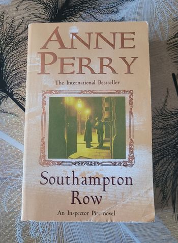 Southampton Row - A chilling mystery of corruption and murder in the foggy streets of Victorian Lond