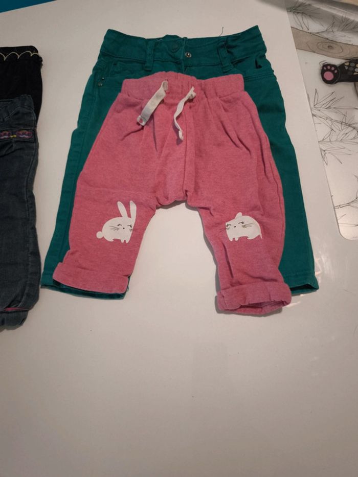 Lot 5 pantalon 6 mois - photo numéro 5