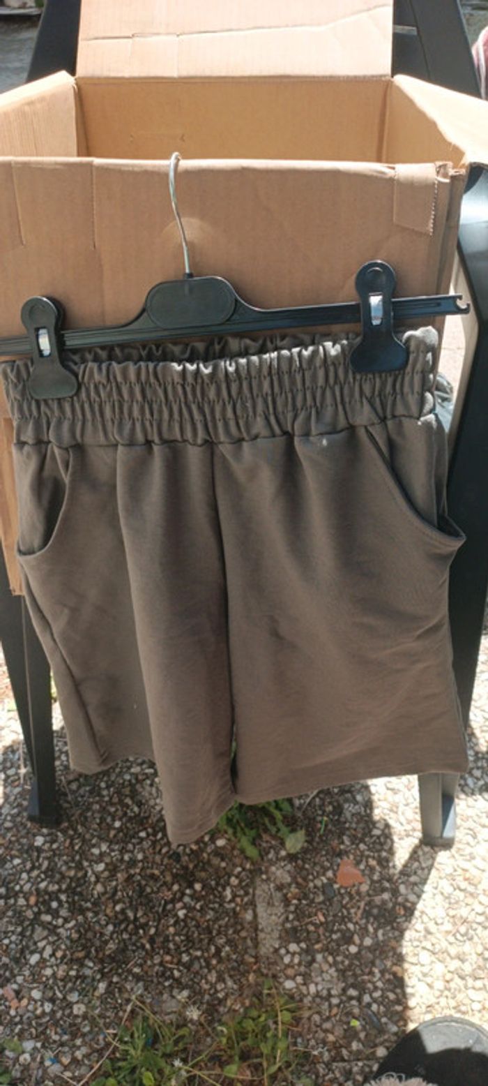 Short kaki femme - photo numéro 4