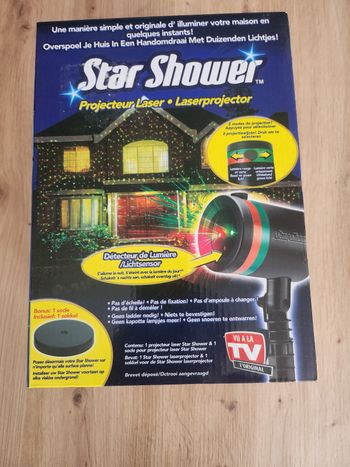 Projecteur star shower neuf