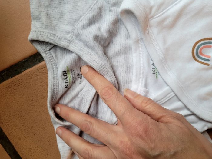 Ensemble 1 mois tbe - photo numéro 4