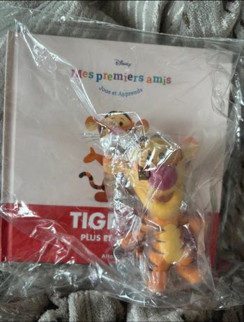 Figurine + Livre Tigrou n 32 Mes Premiers Amis Disney Altaya