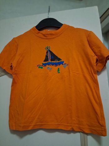 T- shirt orange taille 2ans 