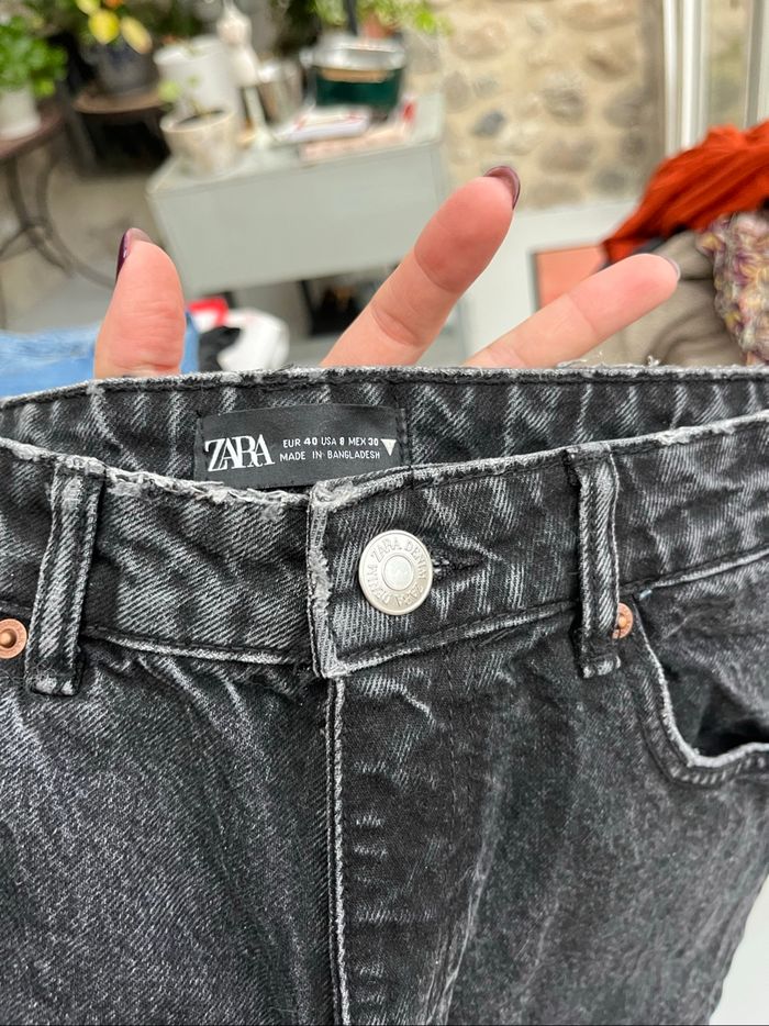 Zara - Jean noir délavé taille haute style boyfriend mom comme neuf - photo numéro 4