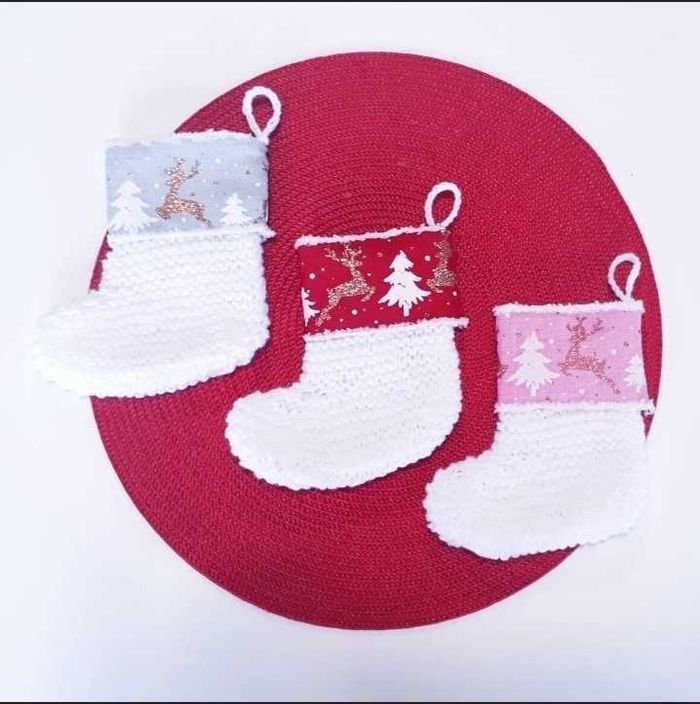 Décoration botte chaussette de noël au tricot (20 cm) cadeau noël enfant bébé premier noël personnalisable prénom - photo numéro 2