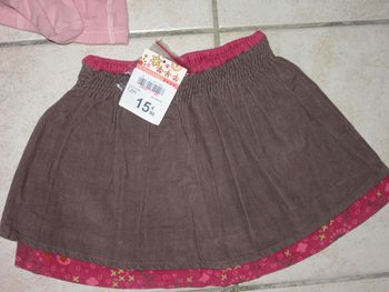 jupe velours neuve 2 ans
