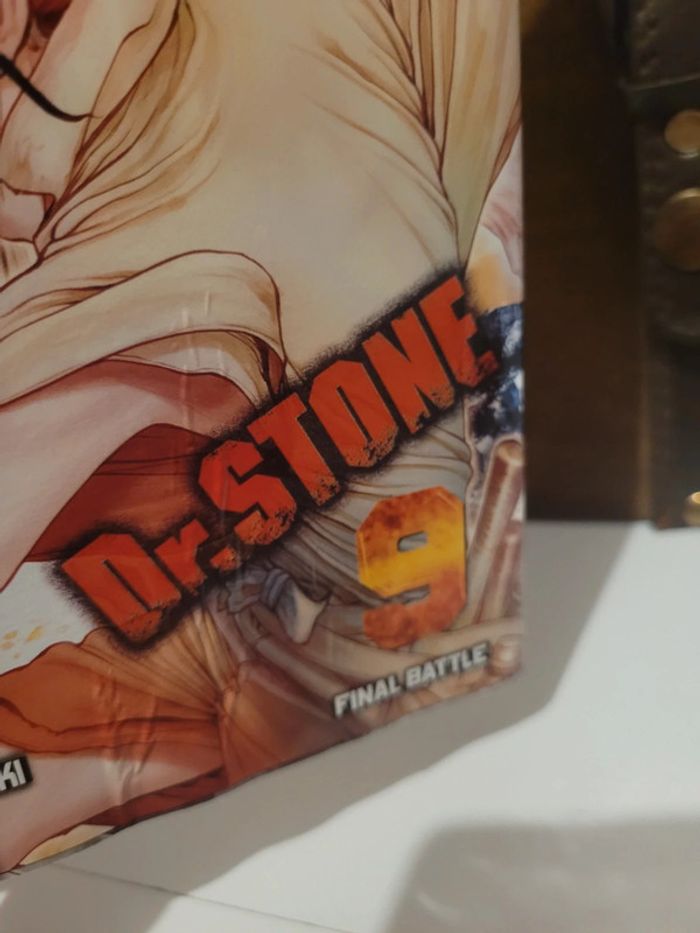 Manga Dr Stone tome 9 édition collector brillant premier tirage - photo numéro 3