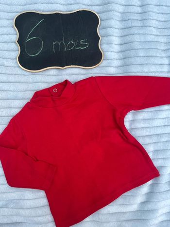 Sous pull rouge 6 mois