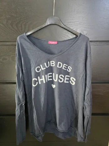 Tee-shirt manche longue bleu marine Club des chieuses