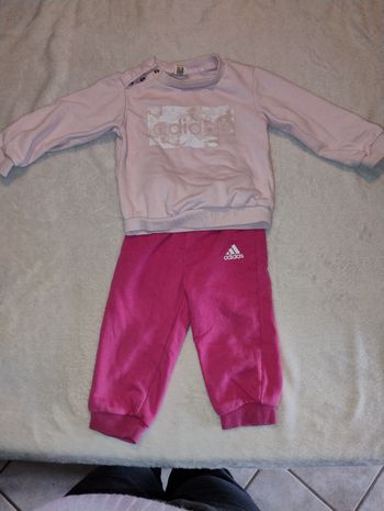 Ensemble adidas