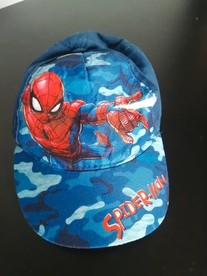 Casquette spiderman